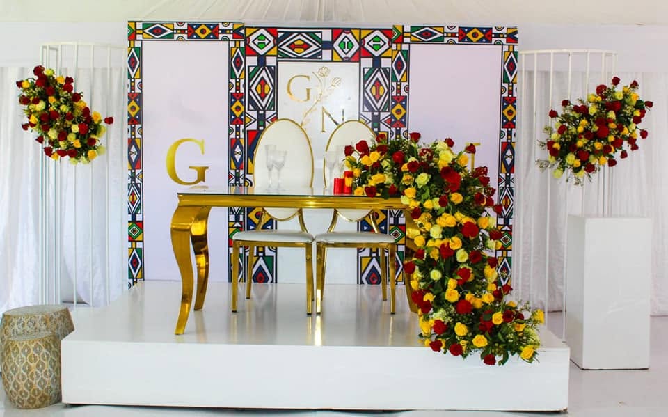Premier Events & Decor luxury wedding sweetheart table styling